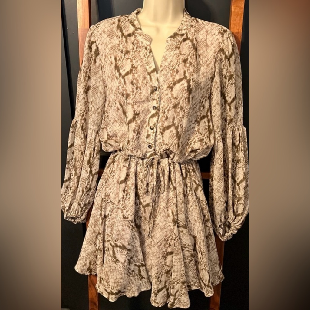 Caylo Snakeskin Print Dress Size Small Like New